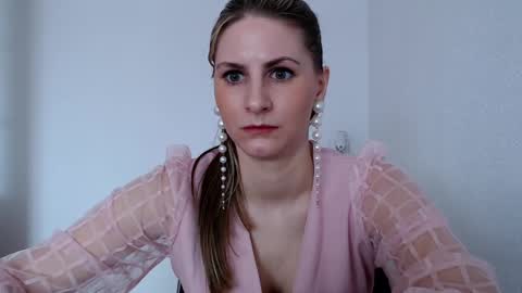 Snapshot of dagmariepiquant chatting on January 5, 2025, 9:59 am Dagmarie online show from January 5, 2025, 9:59 am
