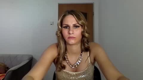 Snapshot of dagmariepiquant chatting on February 20, 2025, 5:51 pm Dagmarie online show from February 20, 2025, 5:51 pm
