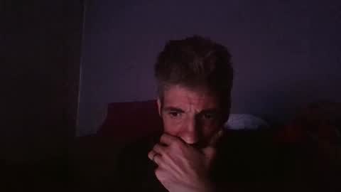 Snapshot of dagodex chatting on October 9, 2025, 8:40 pm Dagodex online show from October 9, 2025, 8:40 pm