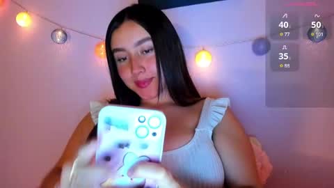 Snapshot of dahi_anne chatting on December 2, 2024, 2:09 am Call me D online show from December 2, 2024, 2:09 am