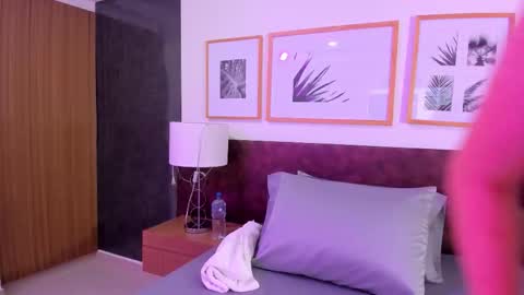 Dahian  online show from December 4, 2025, 11:52 am