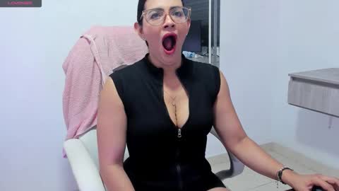 Snapshot of dahian_carter chatting on October 11, 2025, 2:04 pm Dahian online show from October 11, 2025, 2:04 pm