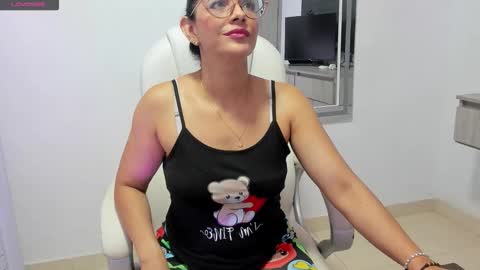 Snapshot of dahian_carter chatting on October 16, 2025, 1:01 pm Dahian online show from October 16, 2025, 1:01 pm