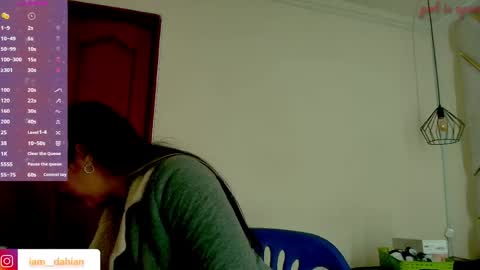 Snapshot of dahiana_dmour chatting on April 30, 2026, 12:22 pm Dahiana online show from April 30, 2026, 12:22 pm