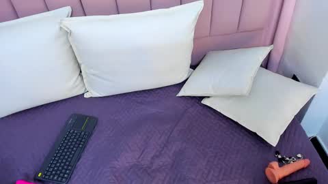 Snapshot of dahiana_gomez18 chatting on February 10, 2025, 2:26 pm Dahiana online show from February 10, 2025, 2:26 pm