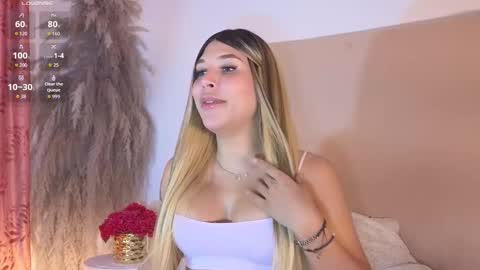 Dahiana online show from November 7, 2025, 8:20 pm