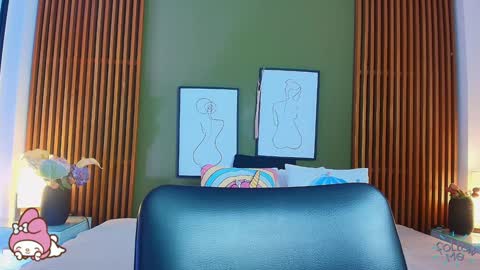  Dahiana  online show from January 18, 2025, 7:48 pm