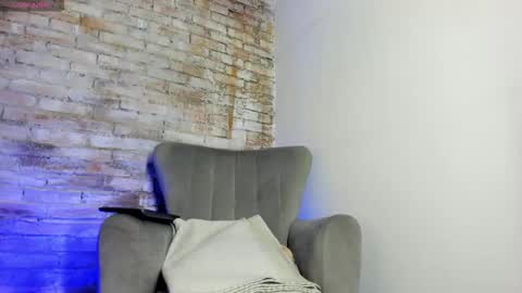 Dahlia online show from February 1, 2026, 2:10 am