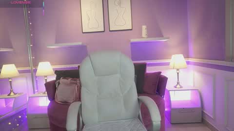 Snapshot of dahliagraey chatting on October 10, 2025, 11:42 am Dahlia Grey online show from October 10, 2025, 11:42 am