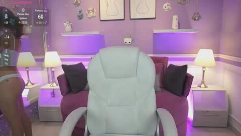 Snapshot of dahliagraey chatting on October 25, 2025, 11:40 am Dahlia Grey online show from October 25, 2025, 11:40 am