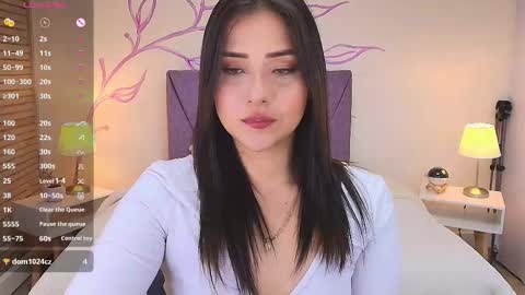 Snapshot of dahliamoore chatting on October 16, 2025, 8:21 pm Dahlia online show from October 16, 2025, 8:21 pm