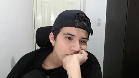 Snapshot of dahliarios chatting on January 28, 2025, 2:43 am lorena online show from January 28, 2025, 2:43 am