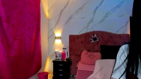 Snapshot of dahlyagoddess chatting on July 18, 2026, 10:35 pm diosa dhaly online show from July 18, 2026, 10:35 pm