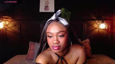 DAHYAN online show from November 10, 2025, 2:05 pm