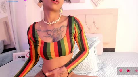 Snapshot of daiana_curly chatting on February 7, 2025, 7:38 pm Daiana online show from February 7, 2025, 7:38 pm