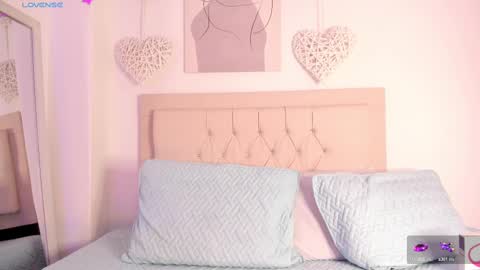 Snapshot of daiana_curly chatting on February 17, 2025, 6:04 pm Daiana online show from February 17, 2025, 6:04 pm