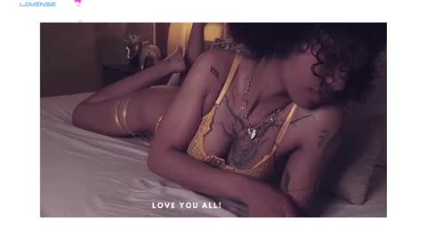 Snapshot of daiana_curly chatting on February 19, 2025, 12:00 pm Daiana online show from February 19, 2025, 12:00 pm