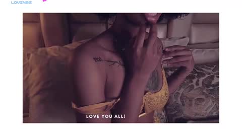 Snapshot of daiana_curly chatting on March 3, 2025, 12:37 pm Daiana online show from March 3, 2025, 12:37 pm