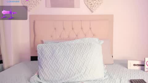 Snapshot of daiana_curly chatting on March 3, 2025, 3:42 pm Daiana online show from March 3, 2025, 3:42 pm