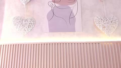 Snapshot of daiana_curly chatting on September 15, 2025, 7:36 pm Daiana online show from September 15, 2025, 7:36 pm