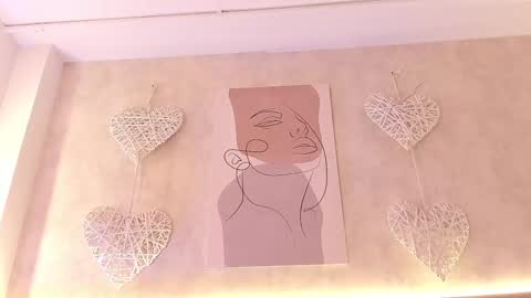 Snapshot of daiana_curly chatting on October 6, 2025, 7:22 pm Daiana online show from October 6, 2025, 7:22 pm