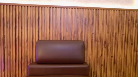 Snapshot of daiana_curly chatting on October 19, 2025, 6:30 pm Daiana online show from October 19, 2025, 6:30 pm