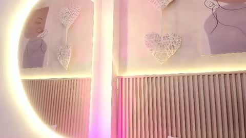 Snapshot of daiana_curly chatting on July 7, 2026, 8:02 pm Daiana online show from July 7, 2026, 8:02 pm