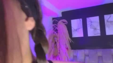 daihanae 3 online show from February 3, 2026, 8:03 pm