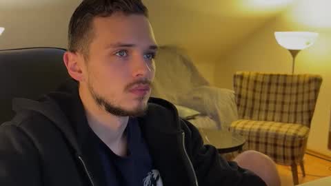 Snapshot of daimon_hall chatting on December 1, 2025, 2:00 pm Daimon online show from December 1, 2025, 2:00 pm