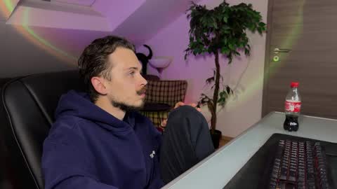 Daimon  online show from April 4, 2026, 11:46 pm