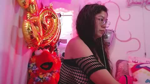 Snapshot of daina_flower chatting on May 16, 2026, 5:15 am DAINA online show from May 16, 2026, 5:15 am