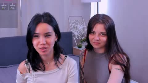 Snapshot of dainalargena chatting on April 14, 2026, 7:58 am Aoi and Lily best friends online show from April 14, 2026, 7:58 am