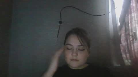 daiquiri_doll online show from December 22, 2025, 10:01 am