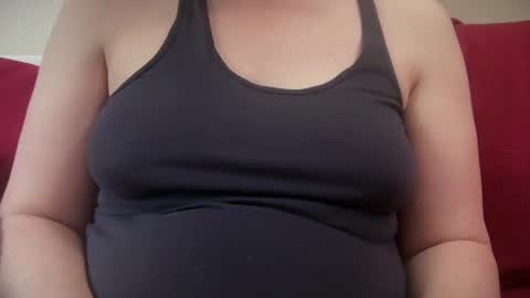 Snapshot of dairystation chatting on April 10, 2026, 3:39 pm Mx Mommy Moo online show from April 10, 2026, 3:39 pm