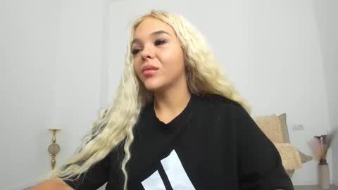 Daisy online show from September 15, 2025, 4:12 am