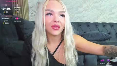 DaIsy Abby online show from October 12, 2025, 6:07 pm