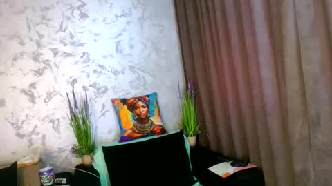 Ashe online show from May 6, 2026, 7:24 am