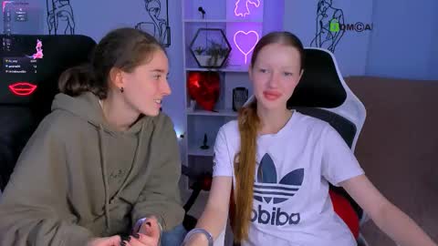 Snapshot of daisy_baby_ chatting on October 15, 2025, 7:36 pm daisy online show from October 15, 2025, 7:36 pm