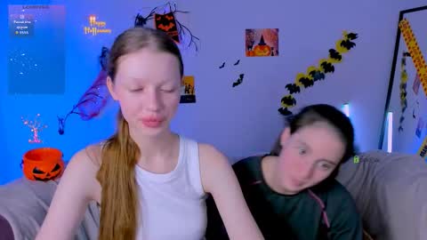 Snapshot of daisy_baby_ chatting on October 22, 2025, 7:24 pm daisy online show from October 22, 2025, 7:24 pm