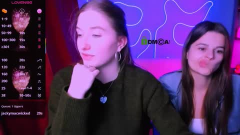 Little Di online show from October 6, 2025, 12:08 am