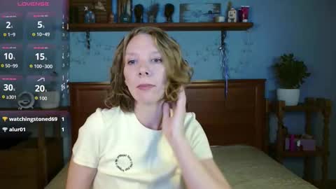 Snapshot of daisy_lovely chatting on October 1, 2025, 4:18 am daisy_lovely online show from October 1, 2025, 4:18 am