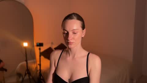 Snapshot of daisy_mint chatting on April 2, 2026, 4:59 pm Daisy Fansly - Daisyymint online show from April 2, 2026, 4:59 pm