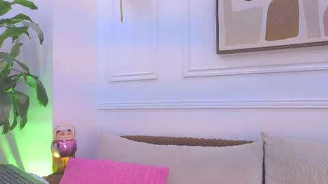 Daisy Price online show from June 21, 2026, 10:18 am