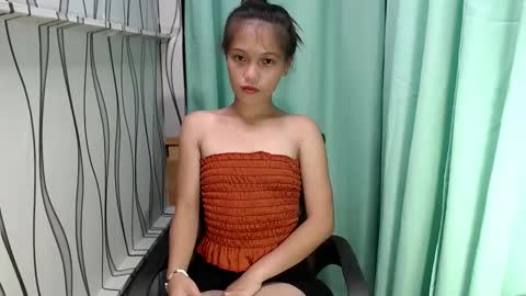 daisy_rose10 online show from February 6, 2025, 10:48 am