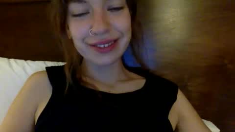 DaisyB3 online show from October 12, 2025, 10:09 pm