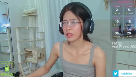 Snapshot of daisybean chatting on November 4, 2025, 8:46 am Daisy online show from November 4, 2025, 8:46 am