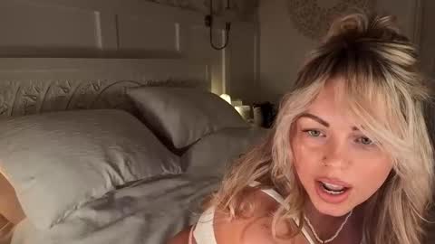 Snapshot of daisydreams_cumtrue chatting on March 8, 2026, 10:13 pm Daisy Dreams online show from March 8, 2026, 10:13 pm