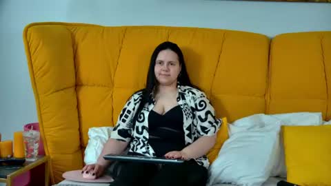DaisyHarts online show from June 23, 2026, 5:00 pm
