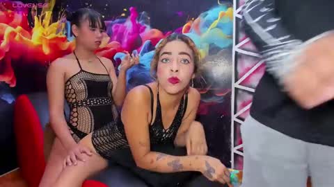 girl- paola online show from October 14, 2025, 8:42 pm