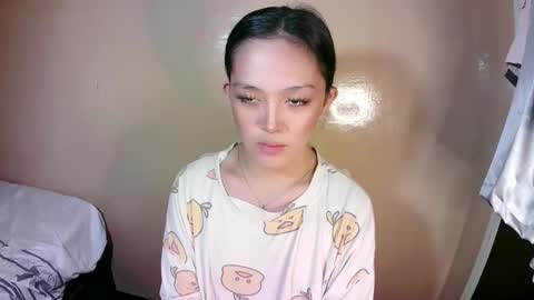 LILY   christmas wish breast implant online show from December 5, 2024, 2:31 am